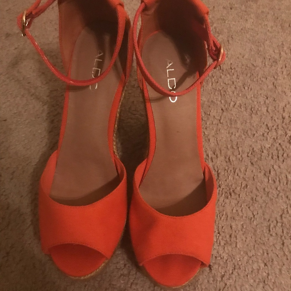 Orange/Tan Aldo Wedges